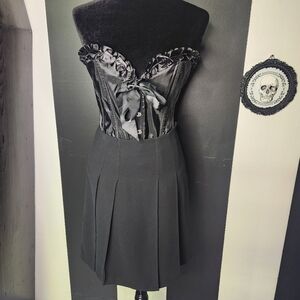 Ted Baker Black and Peach Skirt